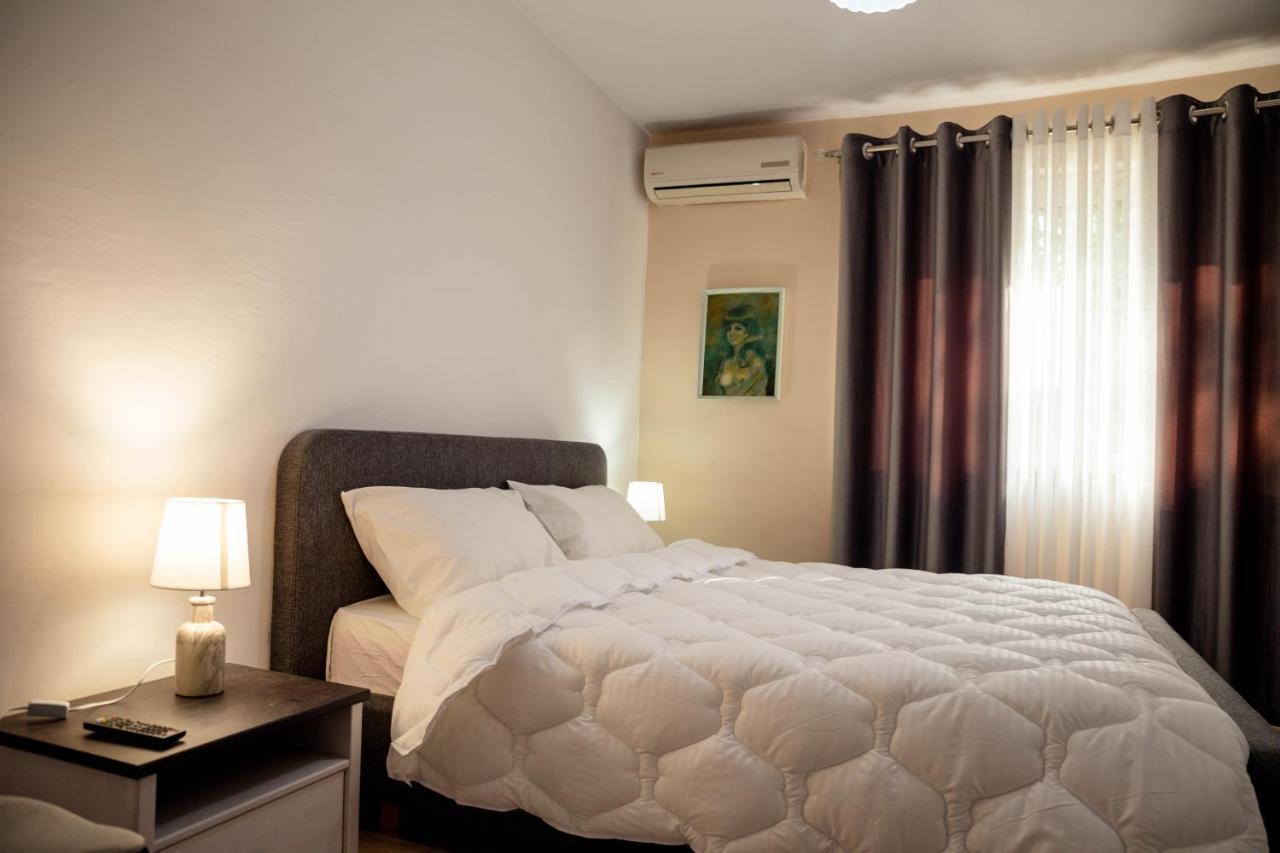 Xhelo'S Rooms Tiran Dış mekan fotoğraf
