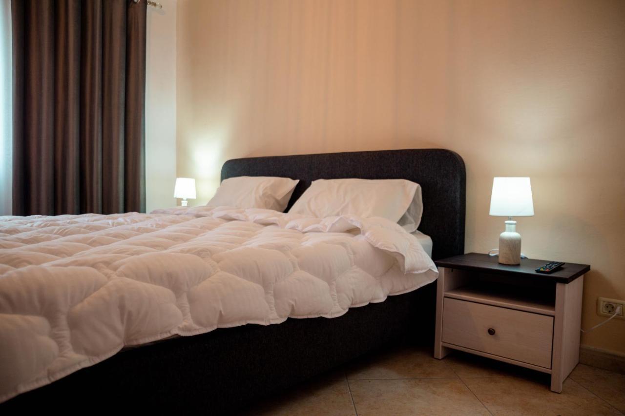 Xhelo'S Rooms Tiran Dış mekan fotoğraf