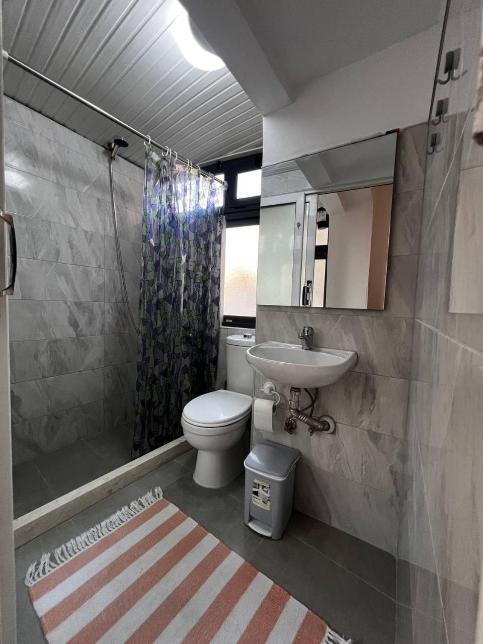 Xhelo'S Rooms Tiran Dış mekan fotoğraf