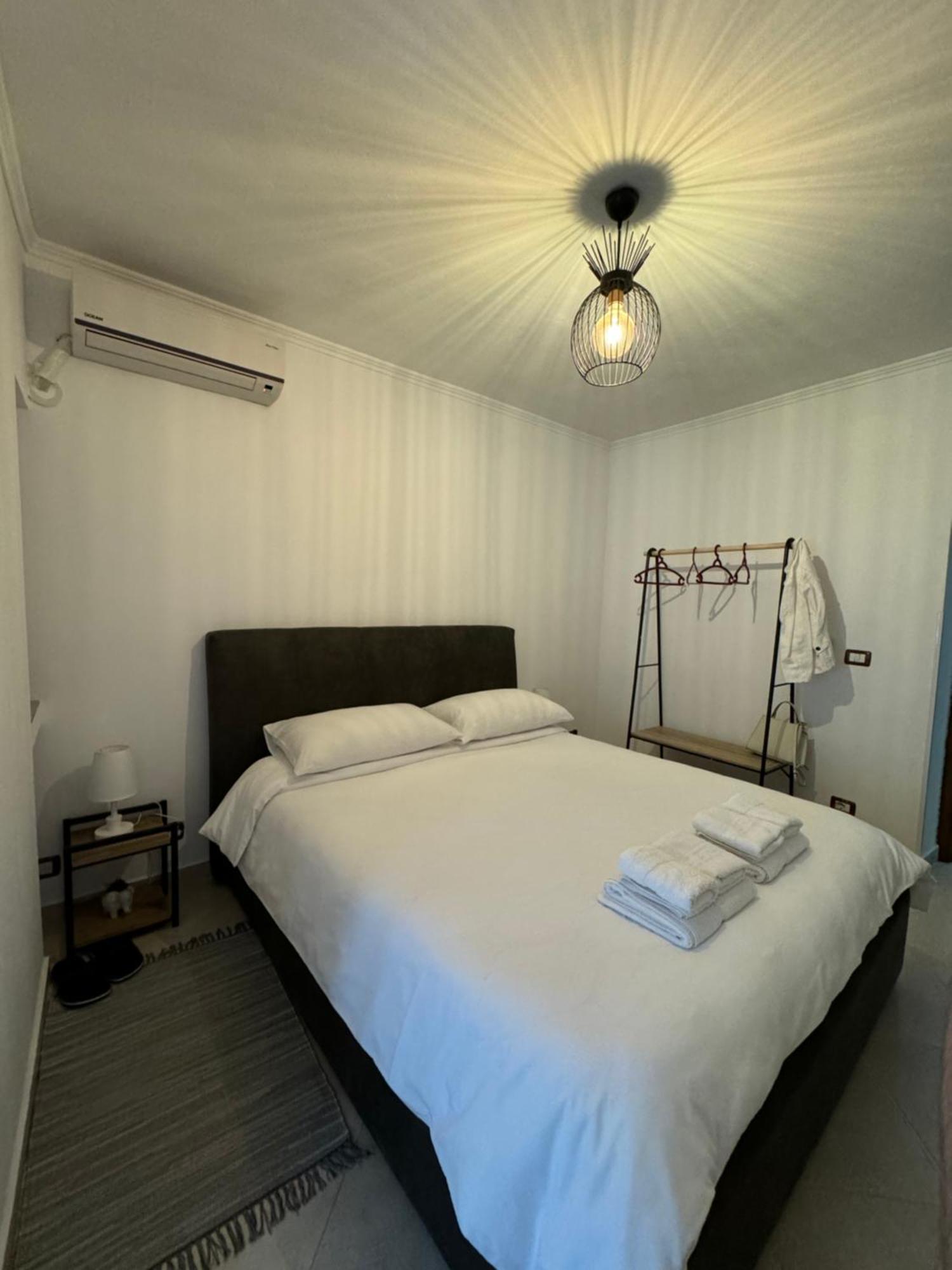 Xhelo'S Rooms Tiran Dış mekan fotoğraf